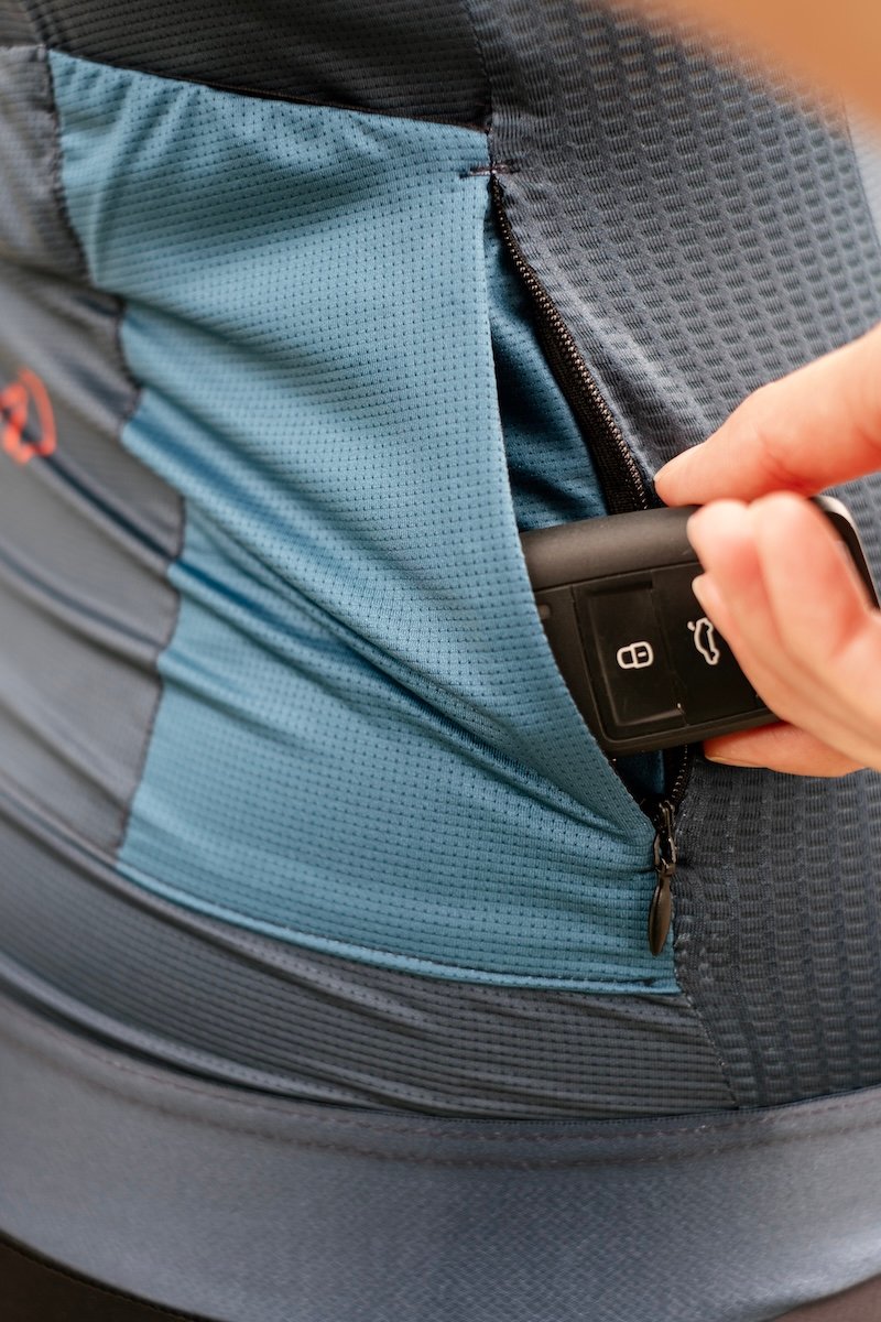 Maillot Monells en action — Quetzal